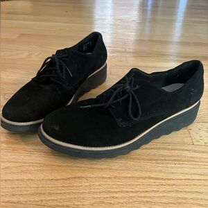 Clarks Black Flats Sleek Loafers